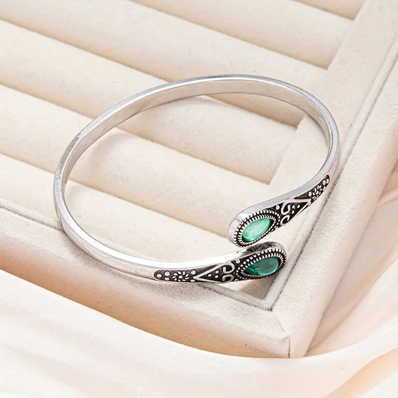 Esmeralda Silver Bracelet – Polished Link Design