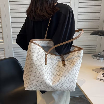 Large Vintage Tote Bag for Women – Spacious Everyday Shoulder Bag | Sofia