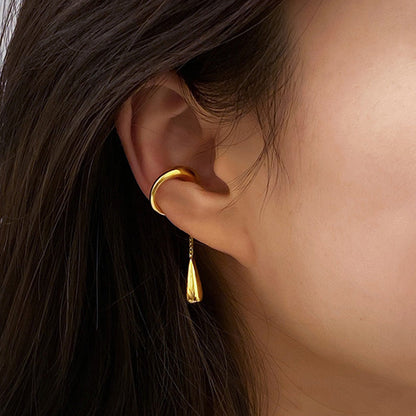 Studio Line Ear Cuff – Sculpted Drop, No Piercing Needed