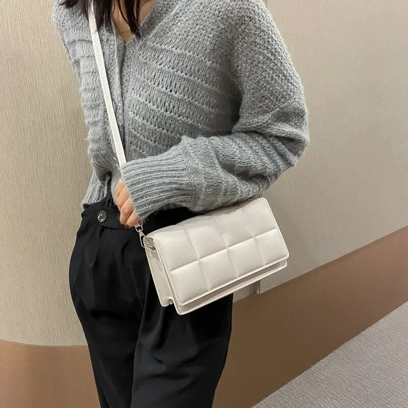 Elegant Shoulder Bag for Women – Compact Everyday Crossbody Bag | Isla
