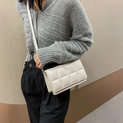 Elegant Shoulder Bag for Women – Compact Everyday Crossbody Bag | Isla