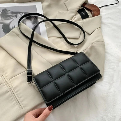 Elegant Shoulder Bag for Women – Compact Everyday Crossbody Bag | Isla