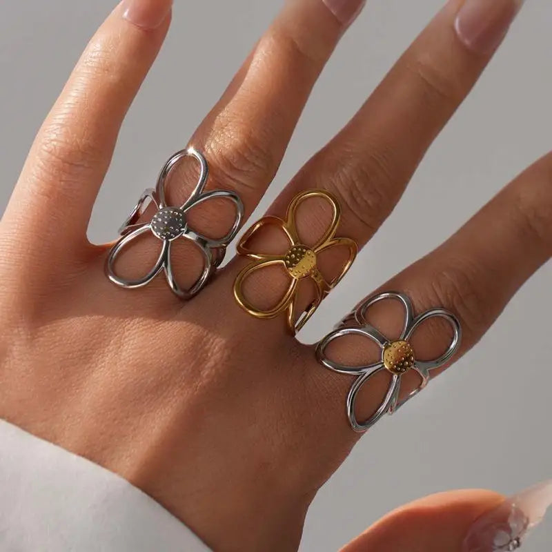 June Garden Daisy Ring – Waterproof Adjustable Stainless Steel