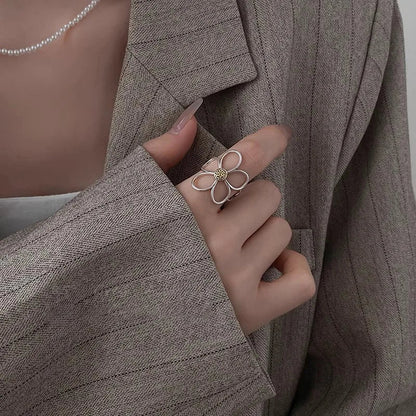 Sunbound Petal Ring – .925 Sterling Silver, Adjustable