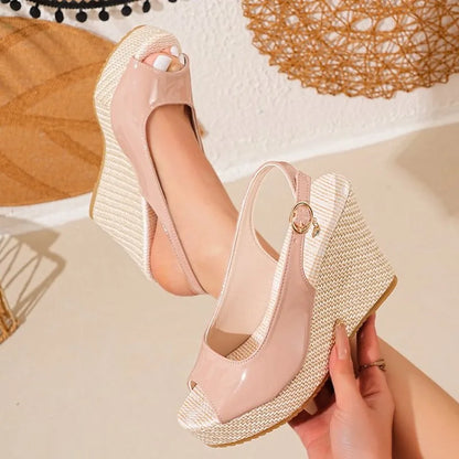 Breeze Platform Sandals
