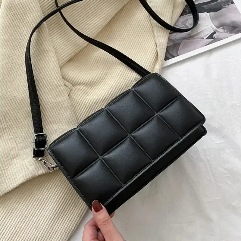 Elegant Shoulder Bag for Women – Compact Everyday Crossbody Bag | Isla