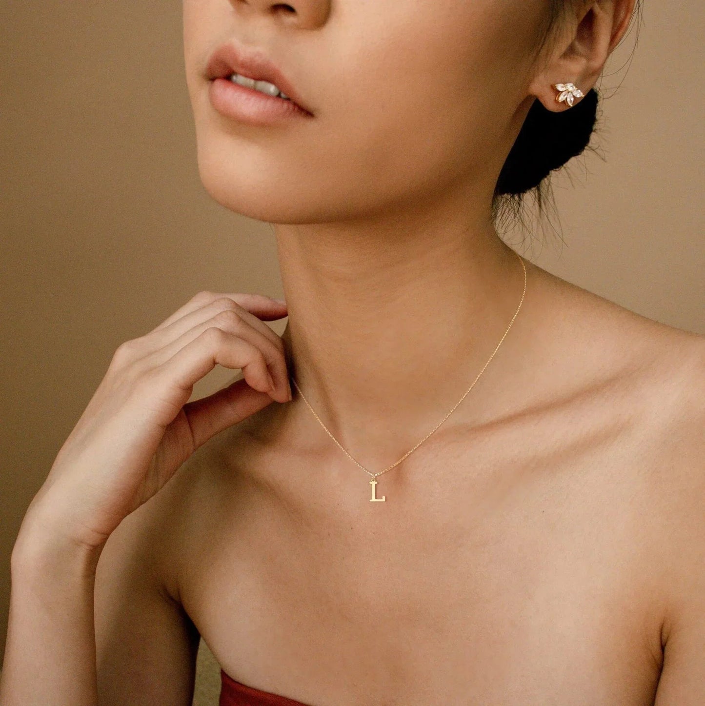 Amber Initial Necklace – 18K Gold Personalised Letter Necklace