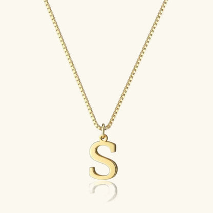 Amber Initial Necklace – 18K Gold Personalised Letter Necklace