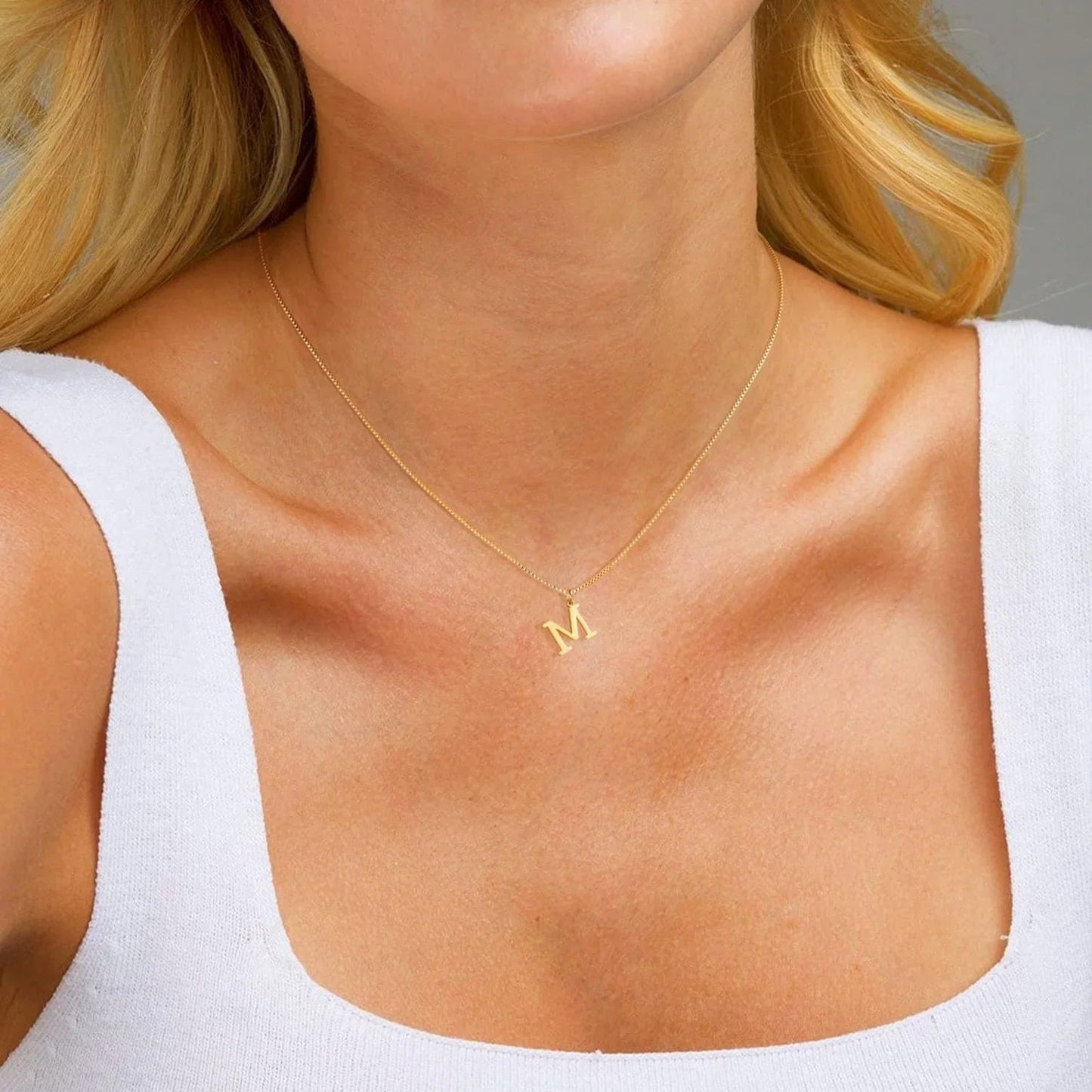 Amber Initial Necklace – 18K Gold Personalised Letter Necklace