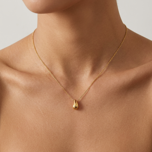 Mira Necklace – Sleek 18K Gold Waterproof Everyday Necklace