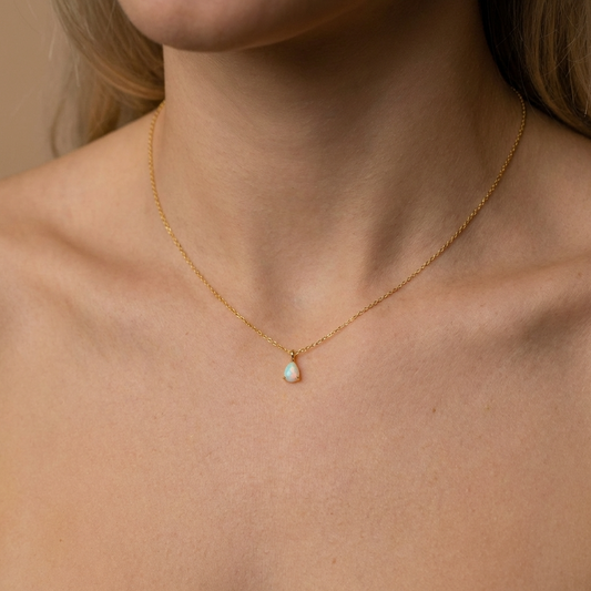 Mira Opal Necklace – 18K Gold Genuine Opal Pendant Necklace