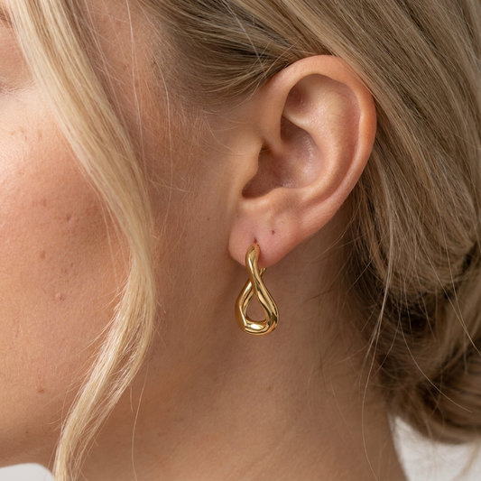 Cleo Hoop Earrings – 25mm 18K Gold Waterproof Hoop Earrings