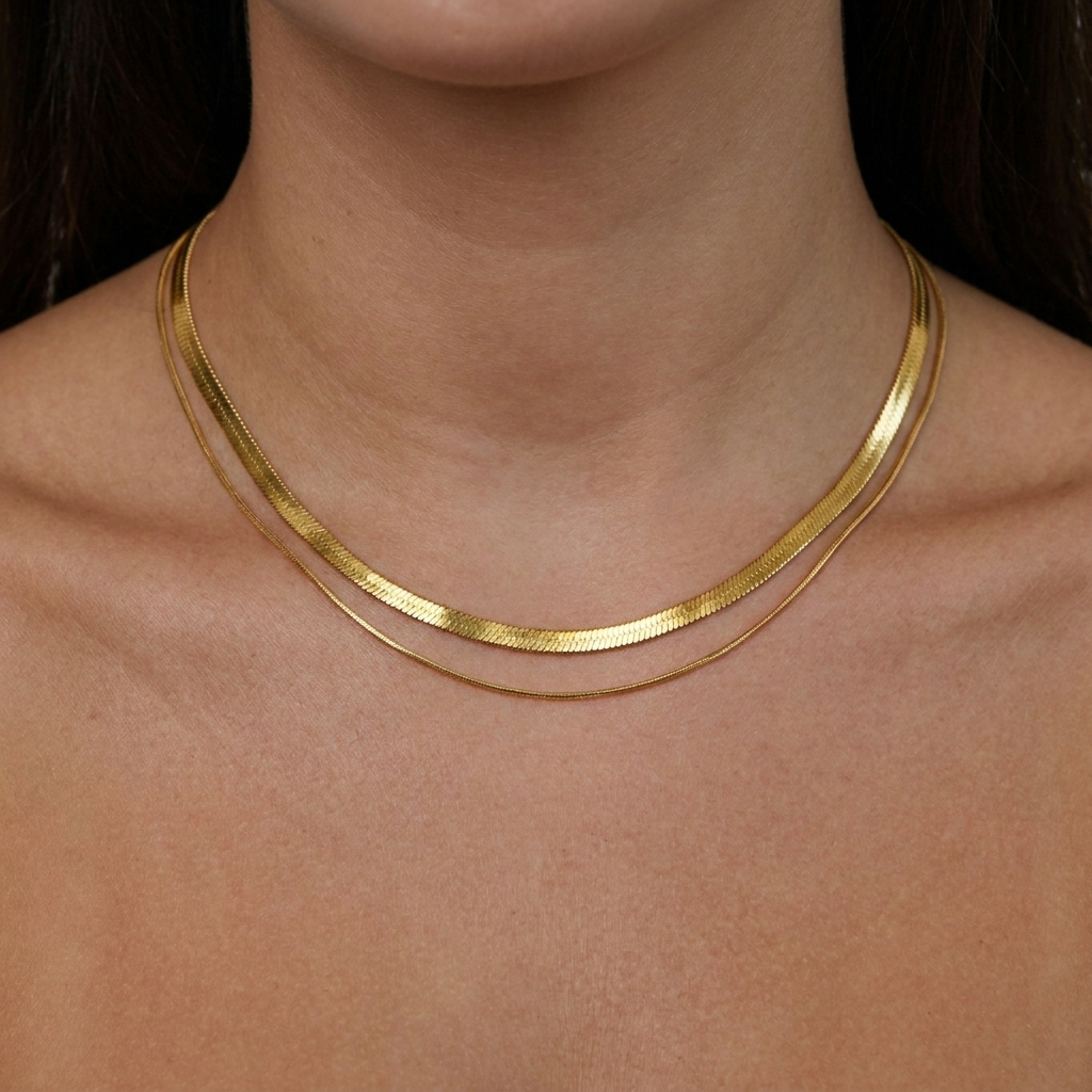 Ysolde Necklace – Sleek 18K Gold Waterproof Layering Necklace