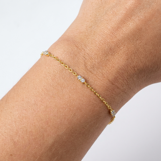 Zehra Dainty Bracelet – 925 Sterling Silver Everyday Crystal Bracelet