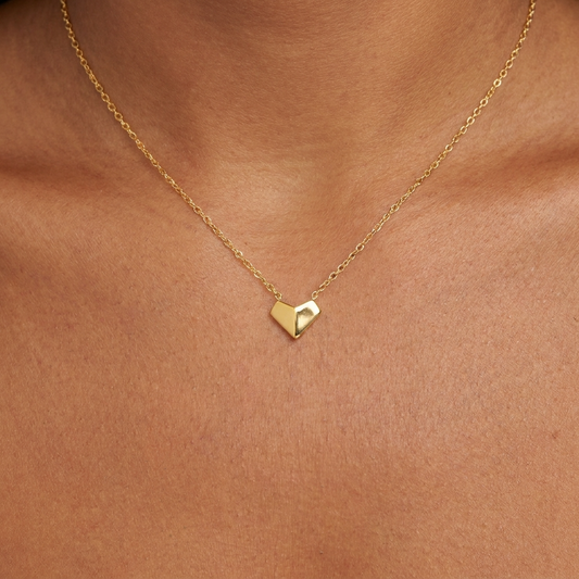 Isla Heart Necklace – 18K Gold Waterproof Heart Pendant Necklace
