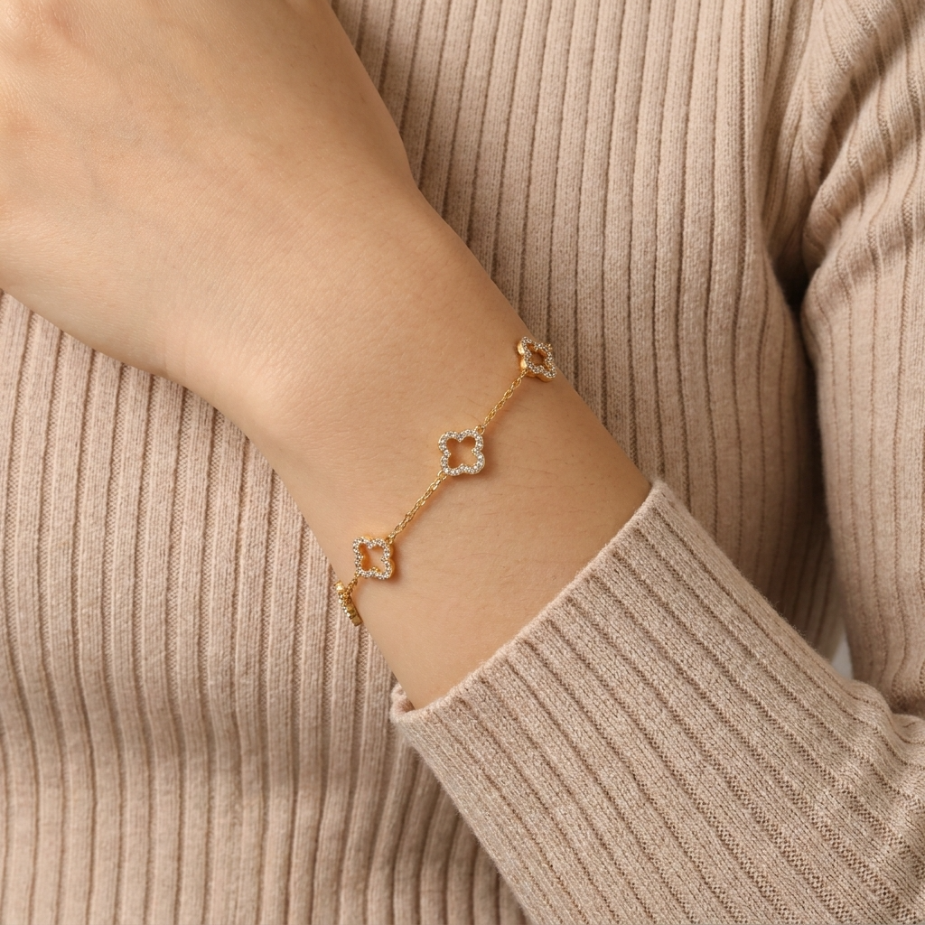 Celine Clover Bracelet – 18K Gold Crystal Lucky Clover Bracelet