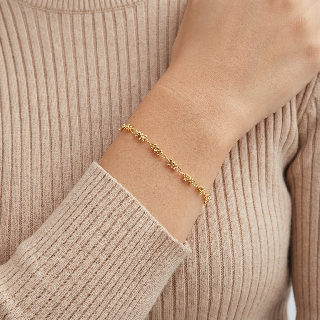 Selene Bracelet – Minimal 18K Gold Waterproof Everyday Chain Bracelet