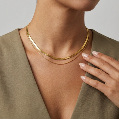 Ysolde Necklace – Sleek 18K Gold Waterproof Layering Necklace