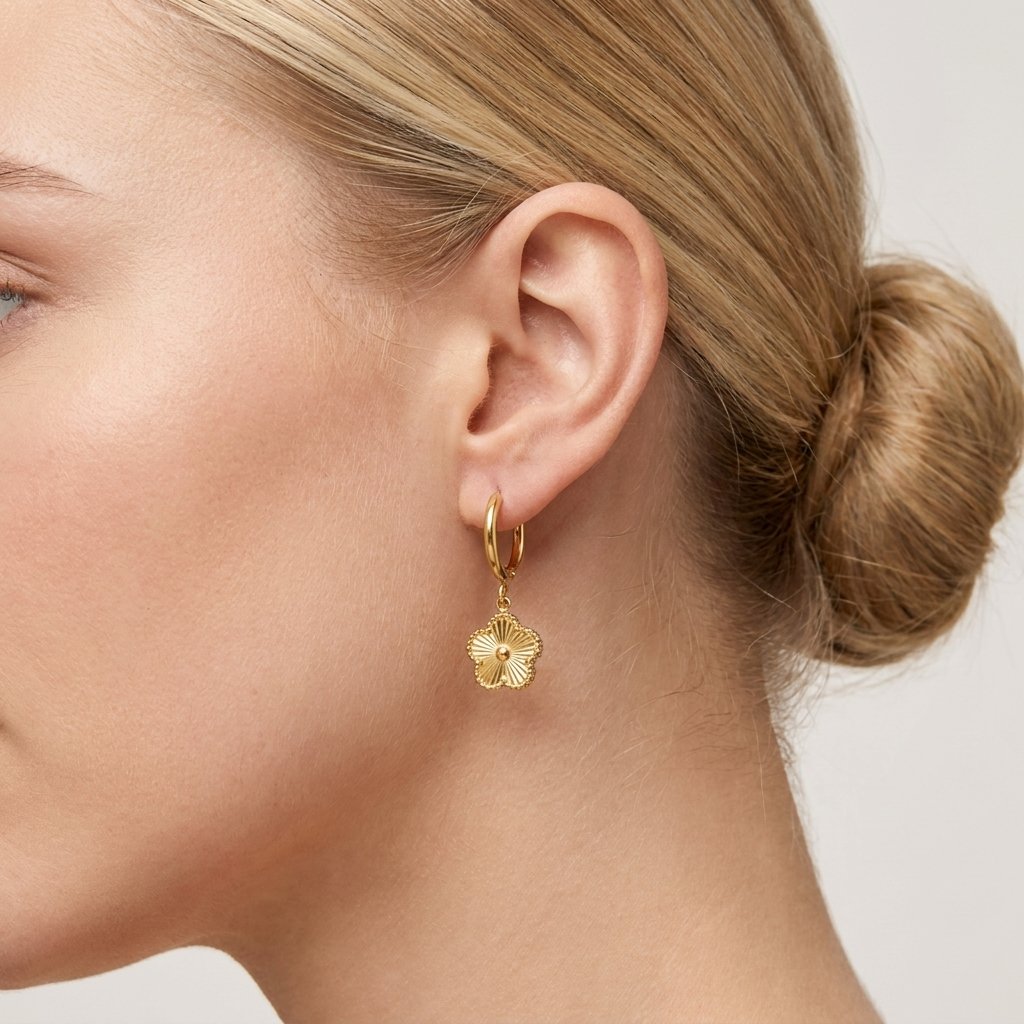 Gia Clover Earrings – 18K Gold Lucky Clover Drop Earrings