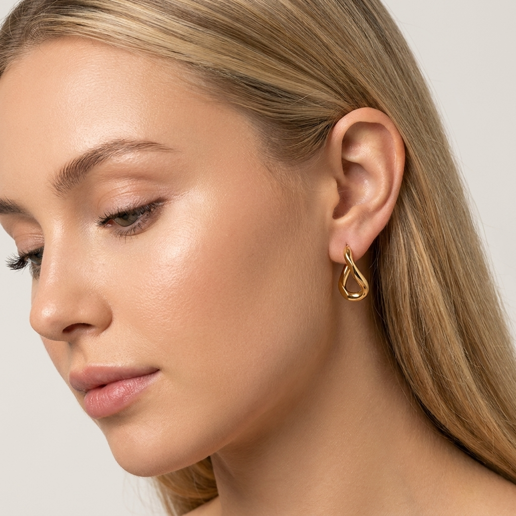 Cleo Hoop Earrings – 25mm 18K Gold Waterproof Hoop Earrings