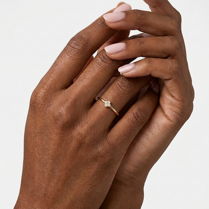 Teya Crystal Ring – 925 Sterling Silver Solitaire Crystal Ring
