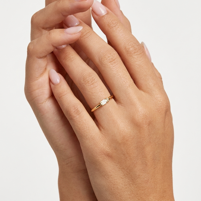 Delia Crystal Ring – Minimal 18K Gold Crystal Band Ring