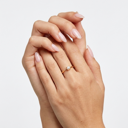 Uma Pearl Ring – 18K Gold Single Freshwater Pearl Ring