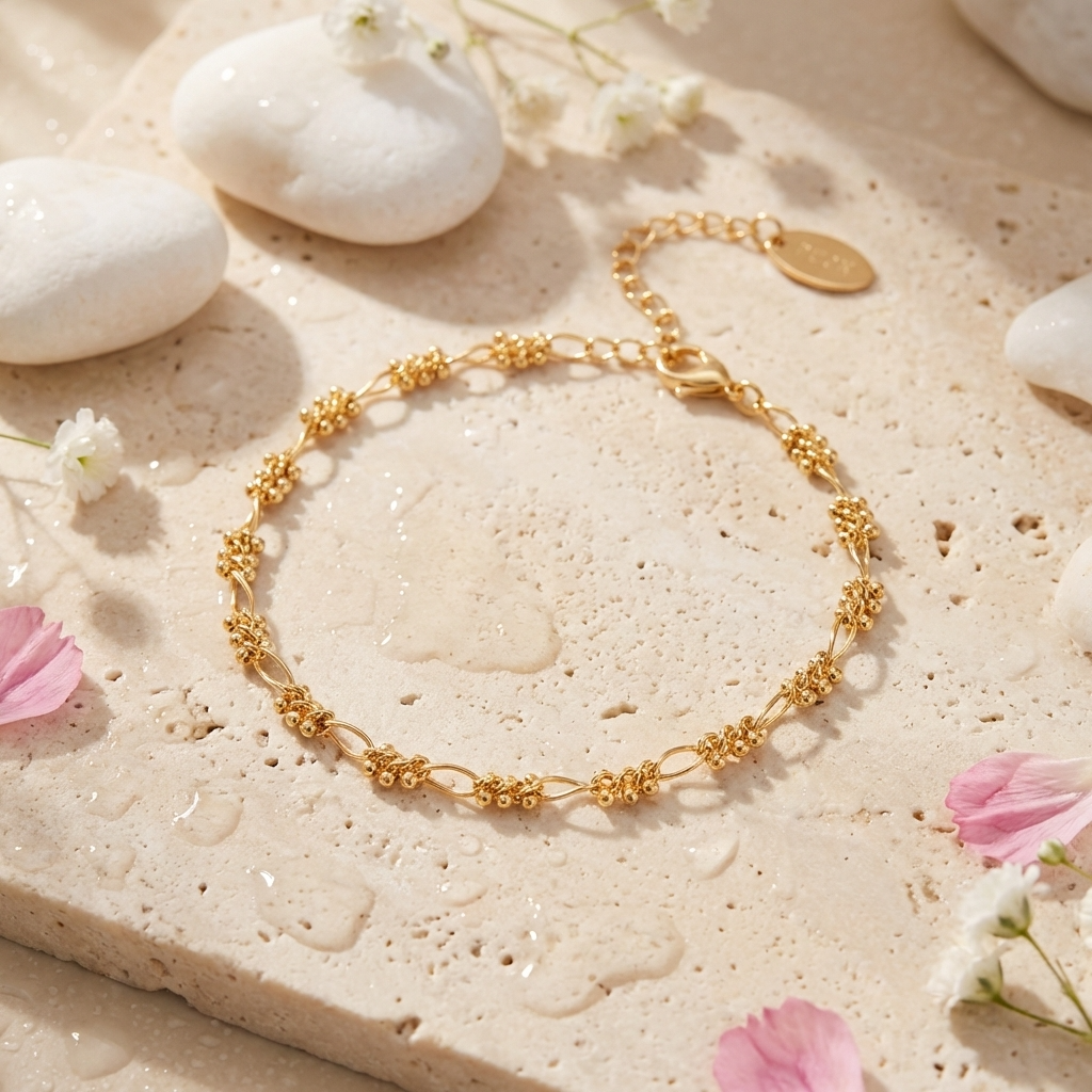 Selene Bracelet – Minimal 18K Gold Waterproof Everyday Chain Bracelet