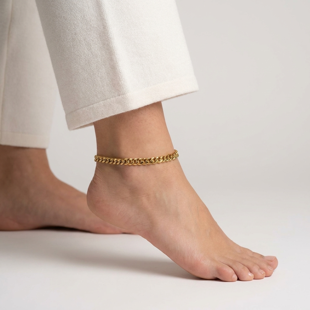 Isla Cuban link anklet – chunky 18K gold ankle bracelet