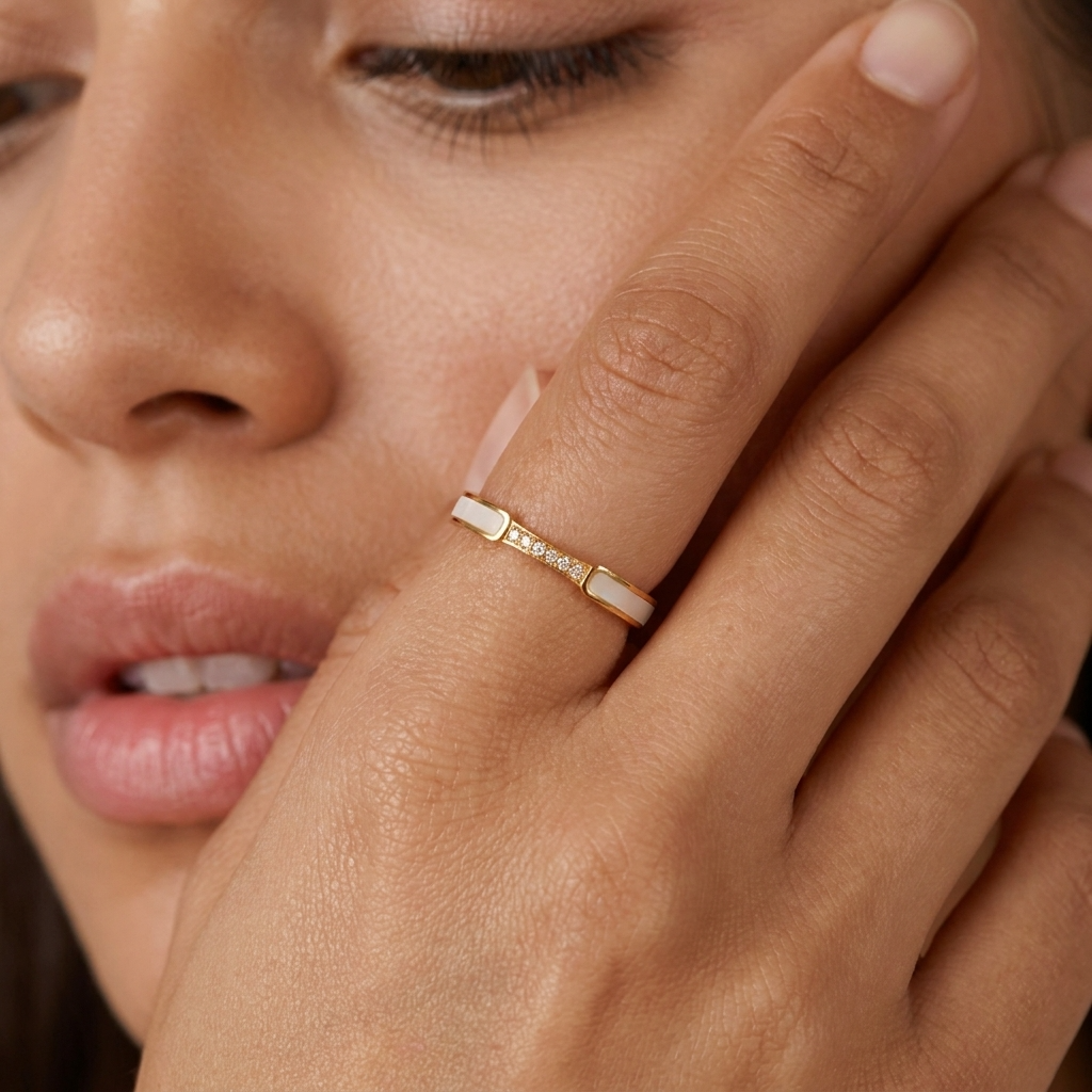 Ophelia Pearl Ring – 18K Gold Pearl &amp; Crystal Ring