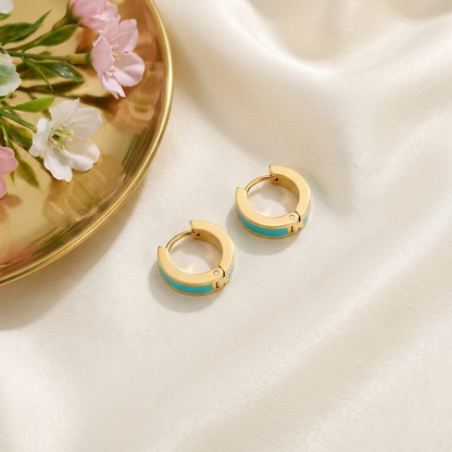 Vera Hoop Earrings – 18K Gold Small Waterproof Huggie Hoops
