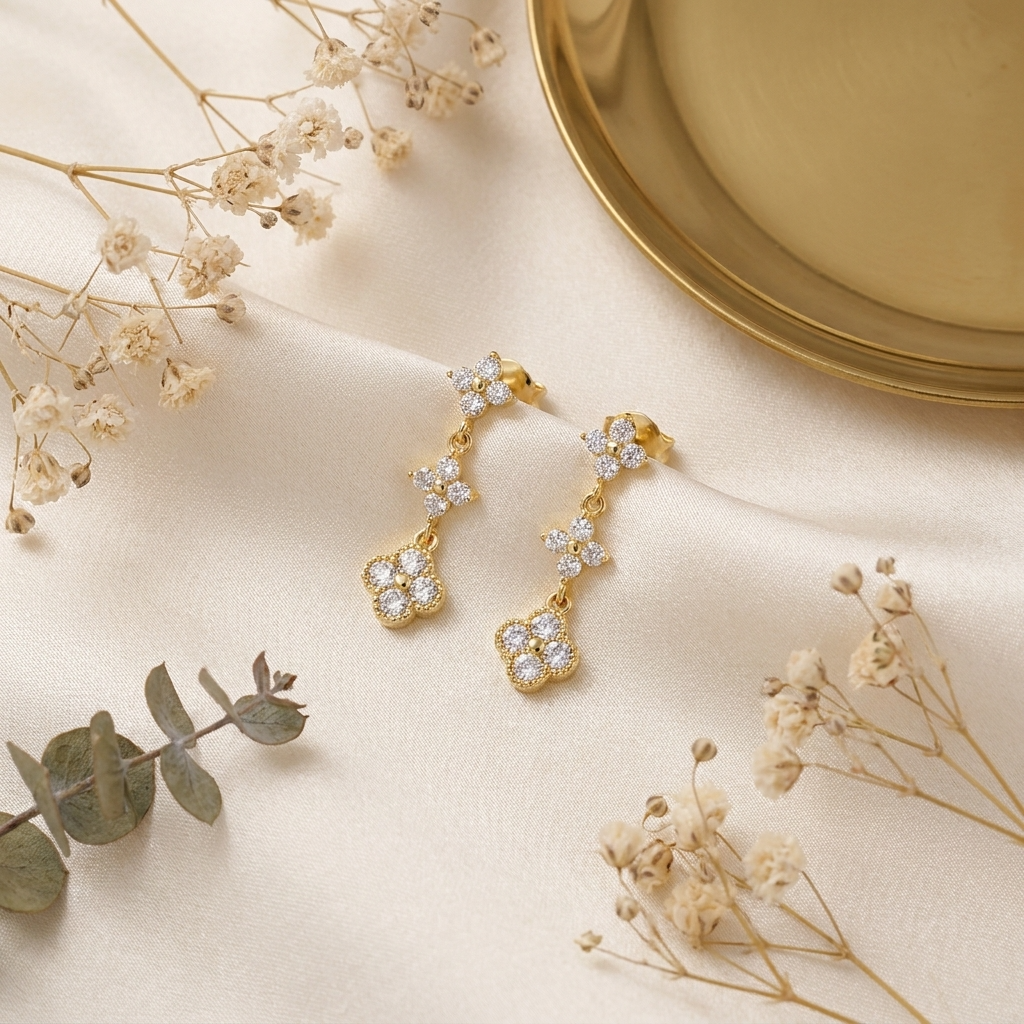Sélène Glow Earrings – 18K Gold Crystal Bar Drop Earrings