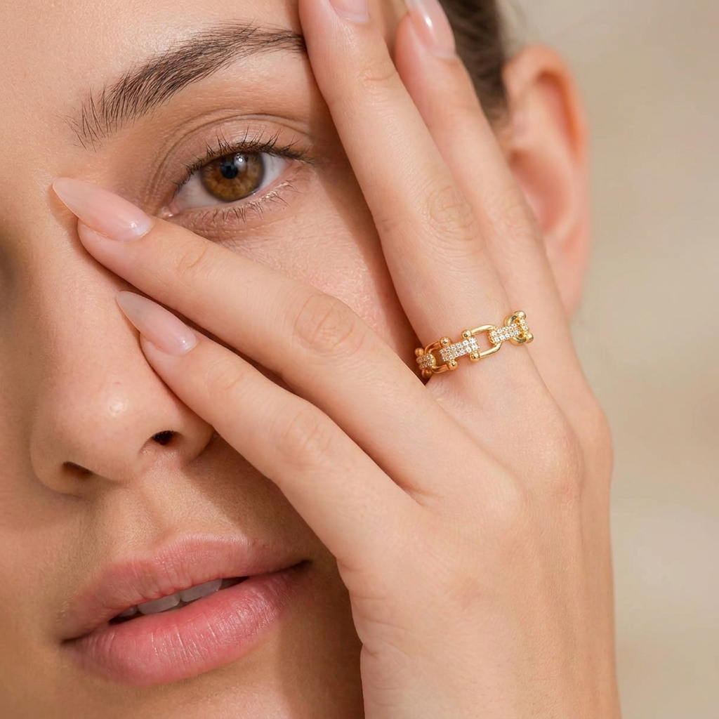 Elara Crystal Ring – 18K Gold Adjustable Crystal Ring