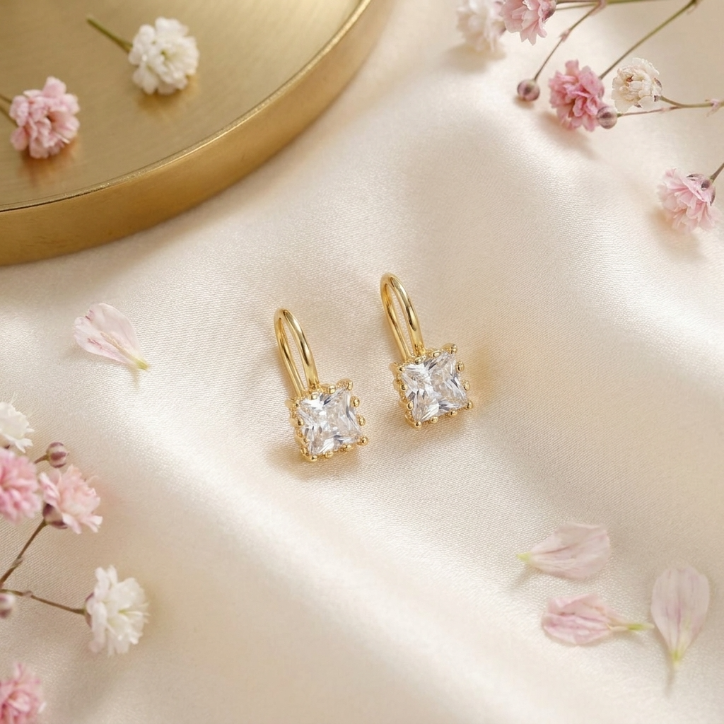 Cassia Crystal Earrings – 18K Gold Diamond Simulant Drop Earrings