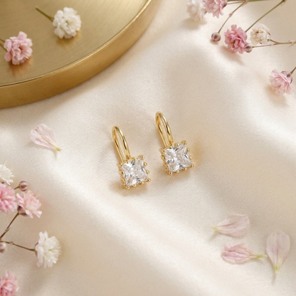 Cassia Crystal Earrings – 18K Gold Diamond Simulant Drop Earrings
