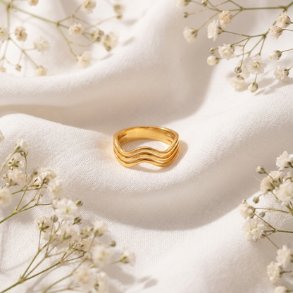 Siren Statement Ring – Bold 18K Gold Waterproof Statement Ring