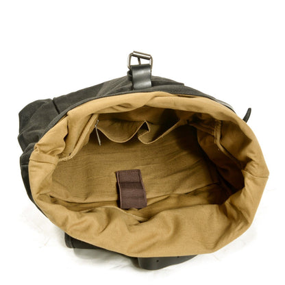 Anti-Theft Waxed Canvas & Genuine Leather Backpack – 20L Roll-Top Rucksack | Peter
