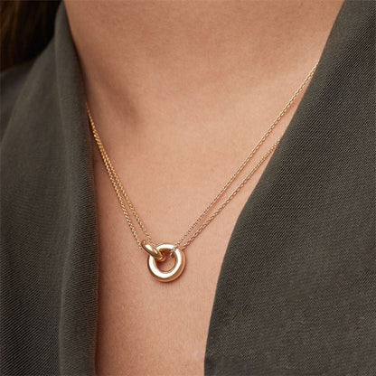 Kaia Circles Necklace – 18K Gold Interlocking Circle Necklace