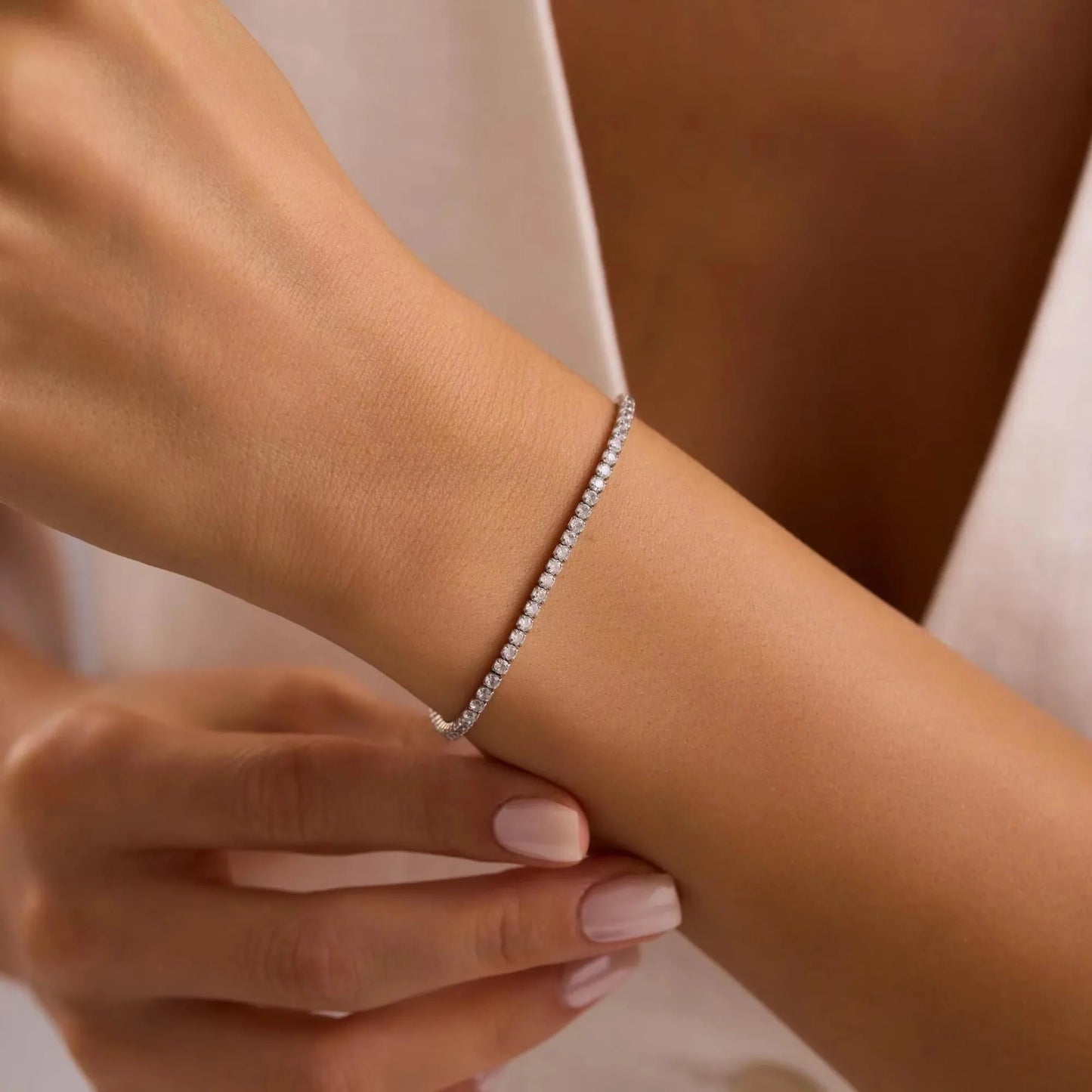 Léonie Tennis Bracelet – 925 Sterling Silver Classic Crystal Tennis Bracelet