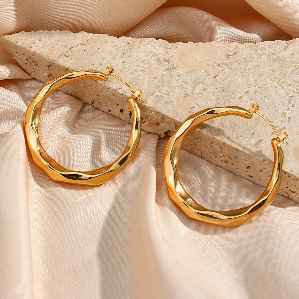 Liora Hoops – 43mm 18K Gold Large Polished Hoop Earrings