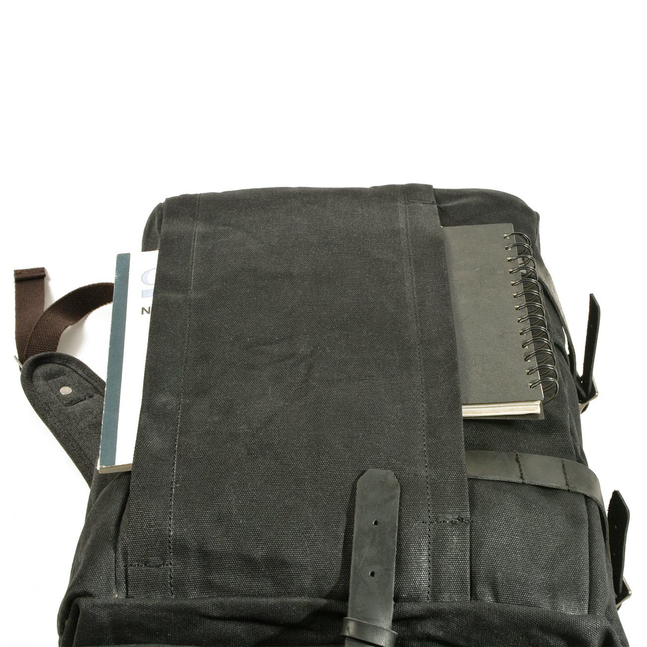 Anti-Theft Waxed Canvas & Genuine Leather Backpack – 20L Roll-Top Rucksack | Peter