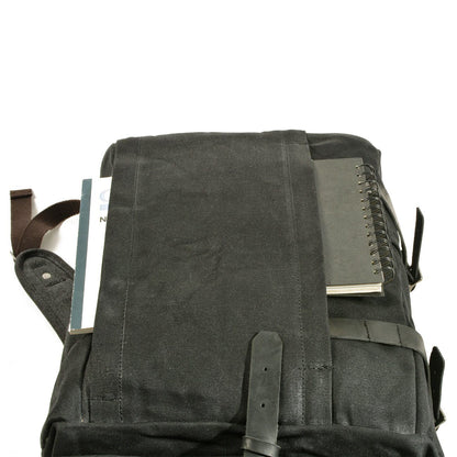 Anti-Theft Waxed Canvas & Genuine Leather Backpack – 20L Roll-Top Rucksack | Peter