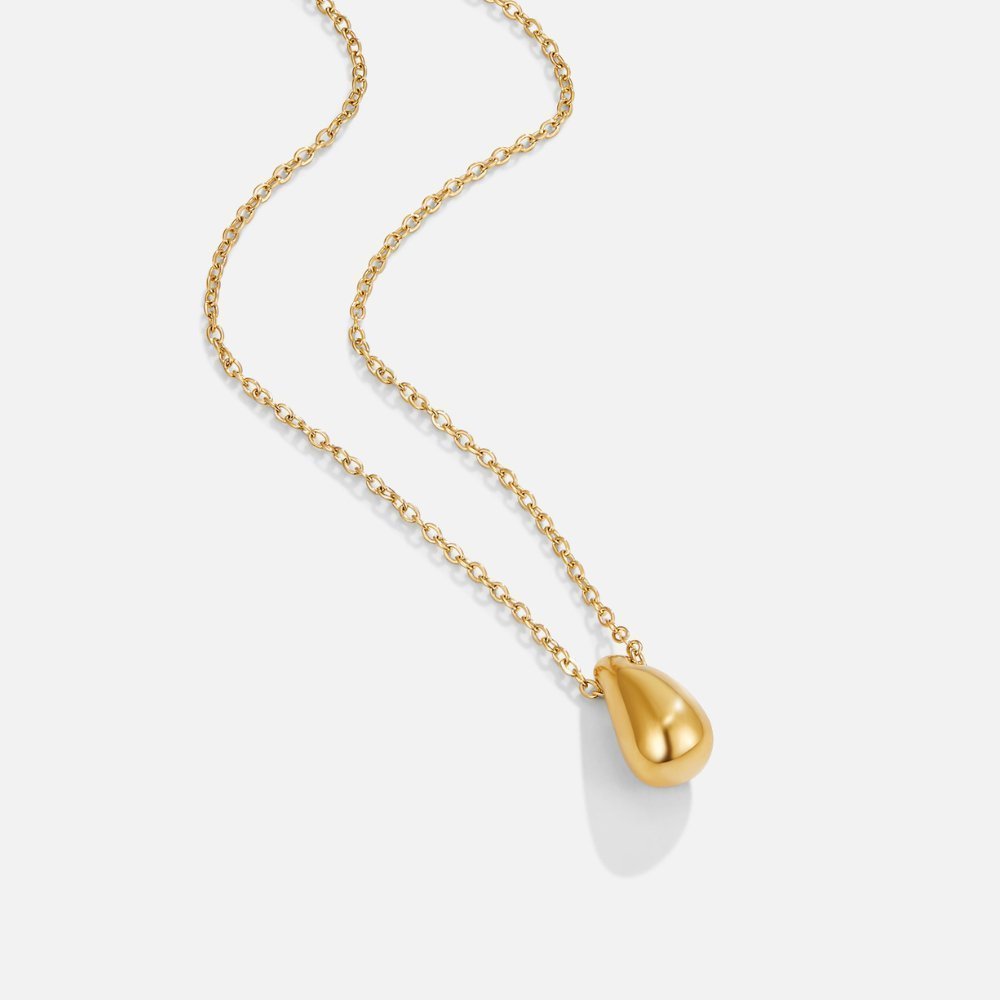 Mira Necklace – Sleek 18K Gold Waterproof Everyday Necklace