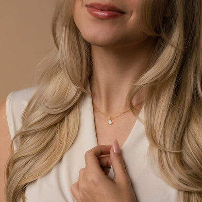 Mira Opal Necklace – 18K Gold Genuine Opal Pendant Necklace