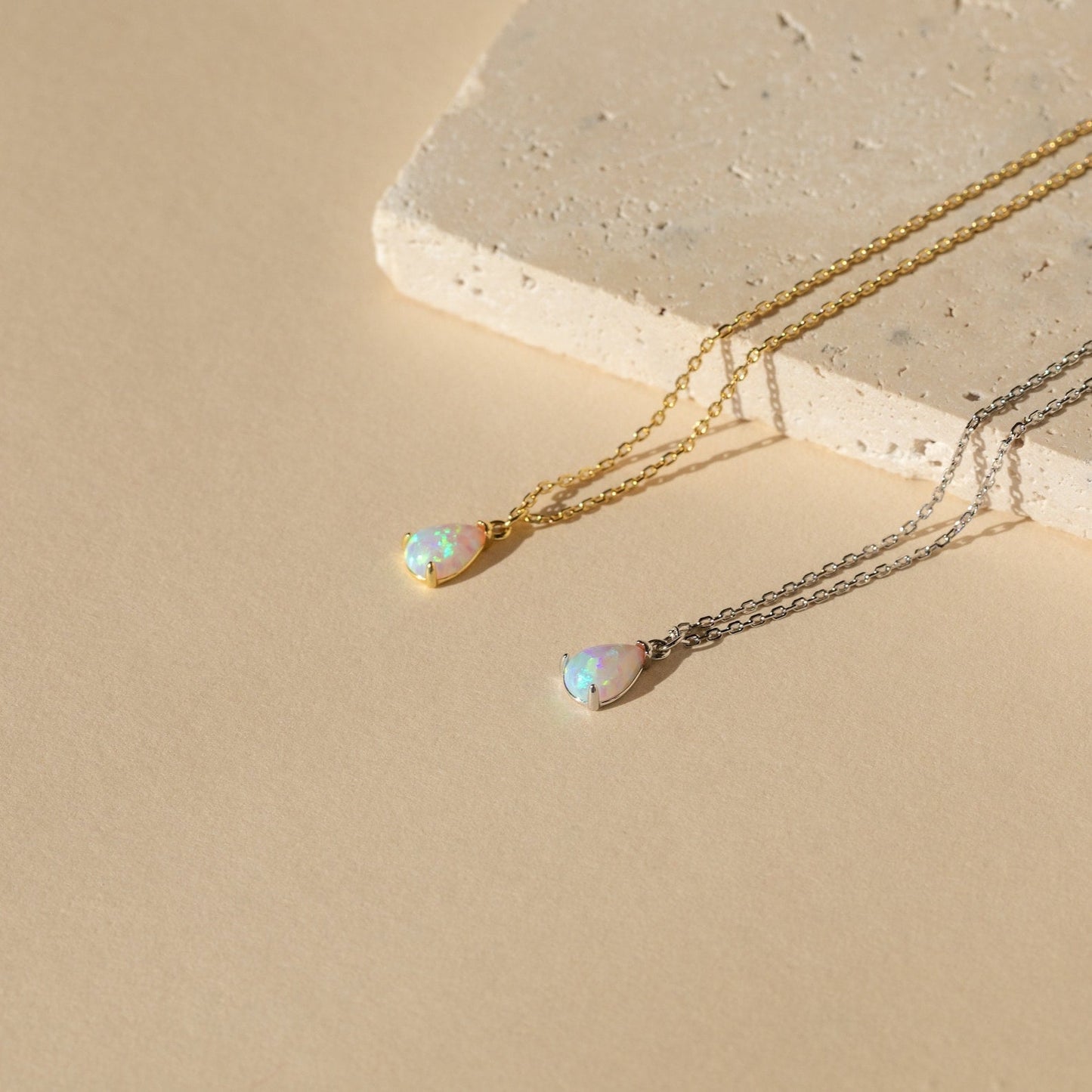 Mira Opal Necklace – 18K Gold Genuine Opal Pendant Necklace
