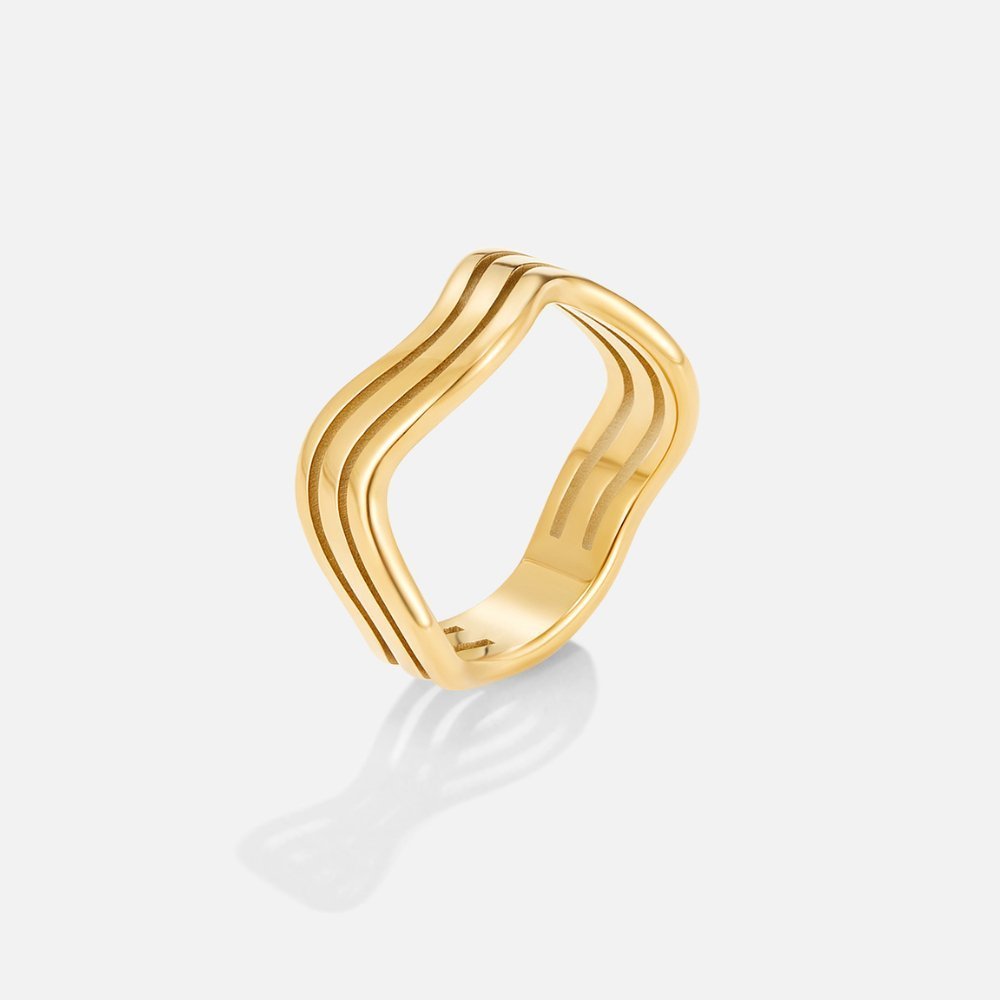 Siren Statement Ring – Bold 18K Gold Waterproof Statement Ring