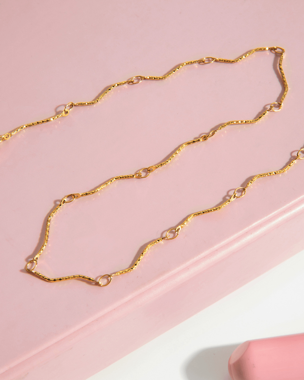 Slim Wave Link Necklace – 18K Gold Waterproof Minimalist Chain