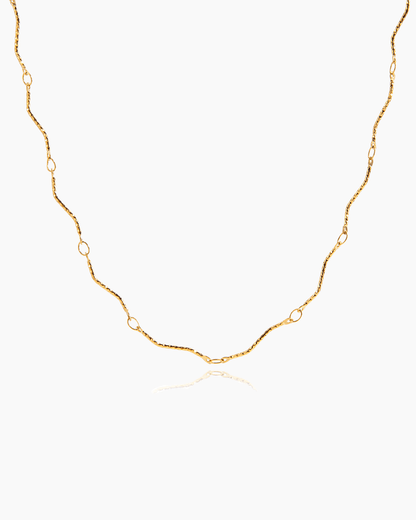 Slim Wave Link Necklace – 18K Gold Waterproof Minimalist Chain